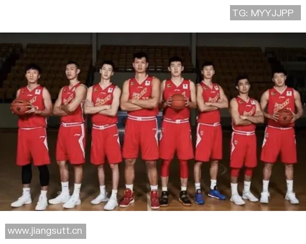 CBA球员合同期限与转会对联盟竞争格局及球队战略影响分析